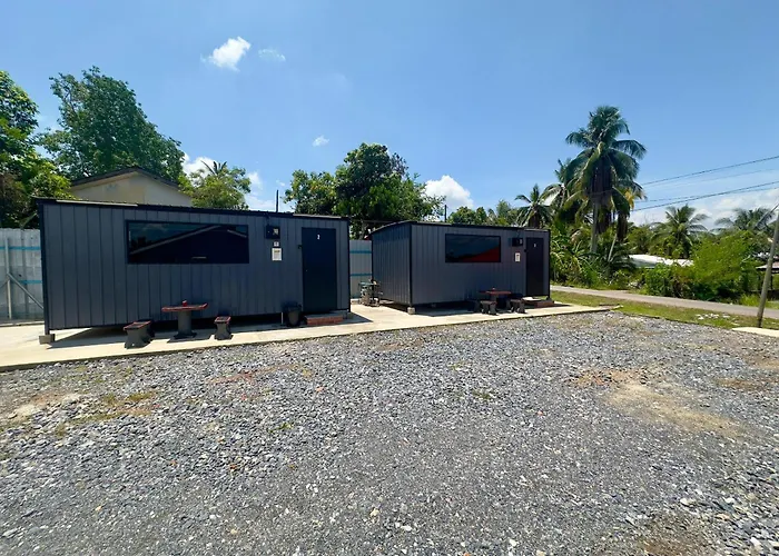 Padang Besar Gray Cabin