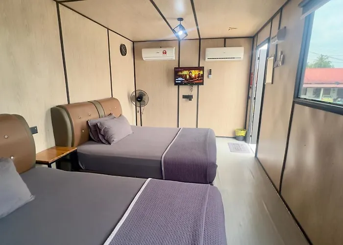 Padang Besar Gray Cabin